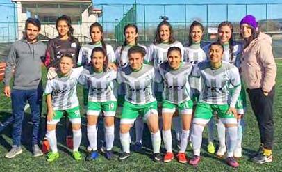 Türkiye 3. Ligi 6. Grupta mücadele eden Defne Belediyesi bünyesindeki Tavla Gençlik kız futbol takımı, Malatya takımıyla 1-1 berabere kaldı.