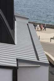 Titanyum çinko çatı kaplama imalatlarının diğer kaplama malzemelerinden ayıran en avantajlı özellik, düşük eğimlerde dahi yapıyı korumasıdır.