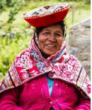 houlder Cloths: he Peruvian women use several types of shoulder cloths called lliclla (Photograph 14), k eperina and awayu (Photograph 15) that can be tied at the back or front.