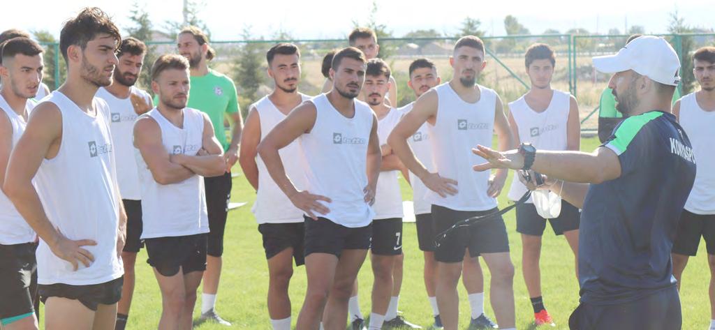 Konyaspor futbol Akademisi nde Filiz lisans ile başlayarak kendileri için hazırlan imkanlar, düzenlenen antrenman programları, antrenörlerimizin özverili çalışmaları ve futbolcularımızın