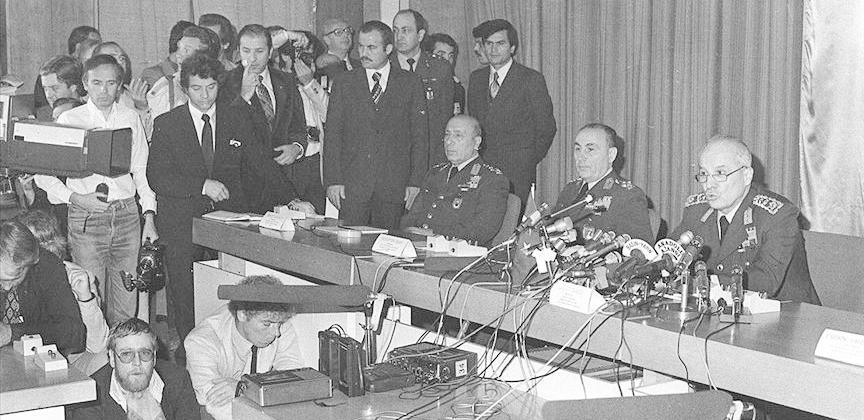Darbeden sonra ilk idamlar, 9 Ekim 1980 de gerçekleşti. Sol görüşlü Necdet Adalı, ardından ülkücü Mustafa Pehlivanoğlu idam edildi.