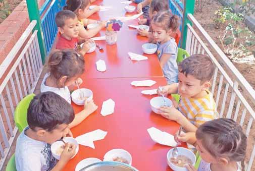 Bunun yanında İlam kültürü yer alır. Elbette ki çağdaş dünyadan ve eğitimden gelen kültür de bizim manevi cephemizin bir parçaıdır.