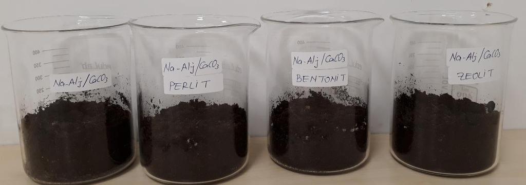 9 Perlit kararlı kimyasal yapısından dolayı birlikte kullanıldığı diğer sıvı veya toz kimyasallarla tepkimeye girmez, özelliklerini değiştirmez. Suda çözünmez.