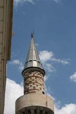 Antalya minarelerinin külahları genellikle kurşunla kaplıdır.