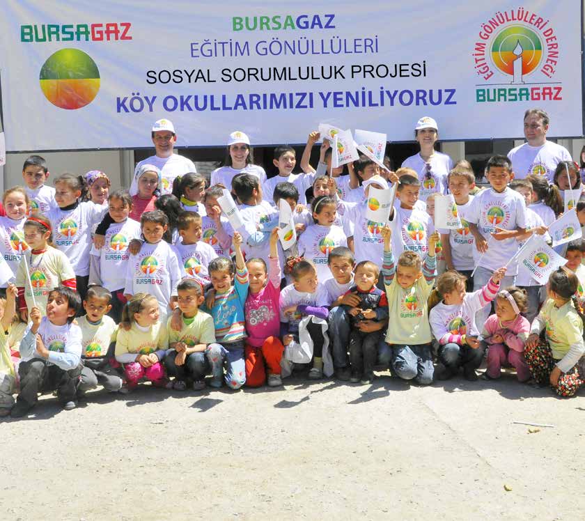 E-BÜLTEN TEMMUZ 2012 Sayı : 18 Eğİtİm Gönüllülerİ nin eli, Sarnıç Köyü ne uzandı Bursagaz