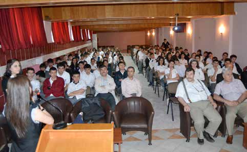 Hürriyet Teknik ve Endüstri Meslek Lisesi Harita ve Kadastro Bölümü ile Bursagaz Harita ve GIS Birimi tarafından organize edilen seminere, Bursagaz Harita ve GIS Birim Yöneticisi Nergis Türker ile