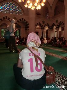 Şehitlik Camii Kadın Kolları Başkanı Pınar Çetin de İslam ın kadının spor yapmasına karşı olmadığını hatta teşvik ettiğini kaydediyor.