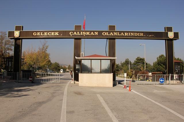 TSK KBRN OKULU VE EĞİTİM MERKEZİ KOMUTANLIĞI KONYA 1. ULAŞIM BİLGİLERİ: a. Kara Yolu: TSK KBRN Okulu ve Eğitim Merkezi Komutanlığı Konya da bulunmaktadır.