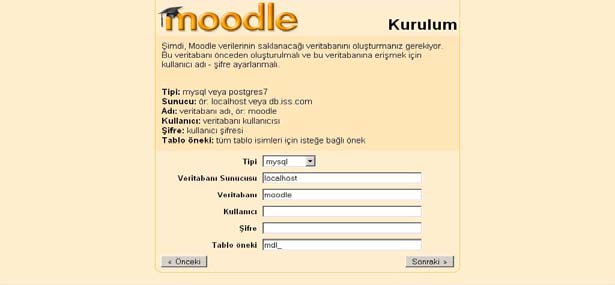 BİLİŞİM TEKNOLOJİLERİ DERGİSİ, CİLT: 1, SAYI: 2, MAYIS 2008 55 3.2. Moodle ın Kurulumu Moodle in kurulumu aşamasında sisteme yüklenecek olan ders içeriğine göre php.