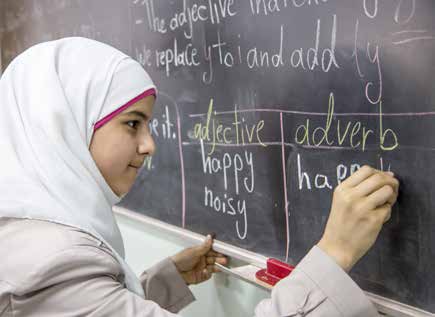 SOSYAL YARDIMLAR SURİYELİ YETİM KIZLARA EĞİTİM DESTEĞİ Türkiye Diyanet Vakfı, ülkelerindeki iç karışıklıklar nedeniyle Türkiye ye gelen ve eğitimleri kesintiye uğrayan Suriyeli kız çocuklarının okul
