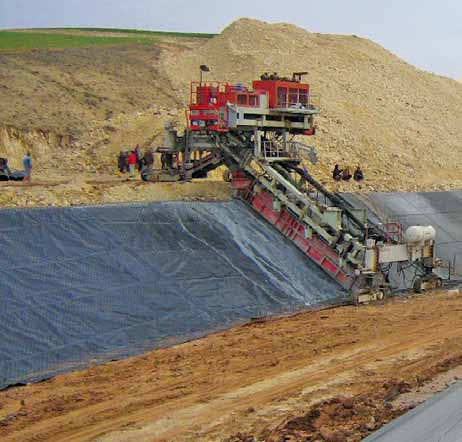 çayırlı regülatörü ve hes Çayırlı Regülatörü ve HES projesinin; Ardahan ili, Merkez ilçesi sınırlarında bulunan Kura Nehri üzerinde inşası planlanmaktadır. Proje; 1.579 m.