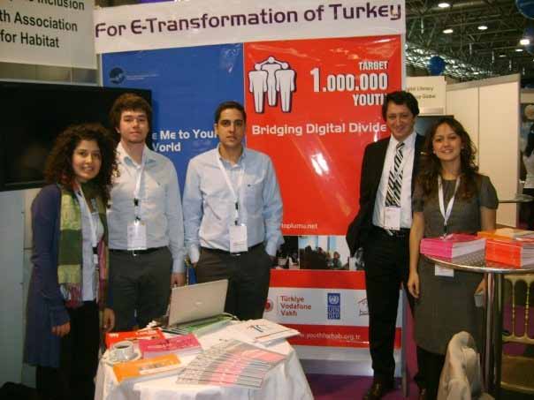 85 e-inclusion 2008 Avrupa Birliği Bilişim Bakanları Zirvesi nde verilen e-katılım (e-inclusion) ödülleri 30 Kasım 2 Aralık 2008 tarihleri arasında Viyana da düzenlenen bir törenle Habitat a