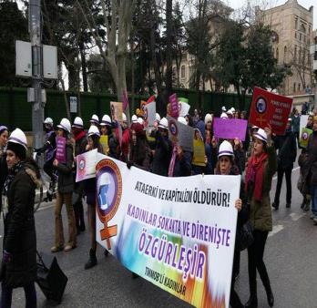 Mühendis, Mimar Ve Şehir Plancısı Kadınlar 8 Mart Dünya Emekçi Kadınlar Gününde Hakları İçin Kadıköy deydi!