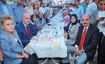 İl Başkanlığımızın 4 ilde ve 19 noktada düzenleyeceği iftarlardan biri olan programa, Sağlık Bakanımız Mehmet Müezzinoğlu, İstanbul Milletvekillerimiz, İl Yönetim Kurulu Üyelerimiz, İlçe