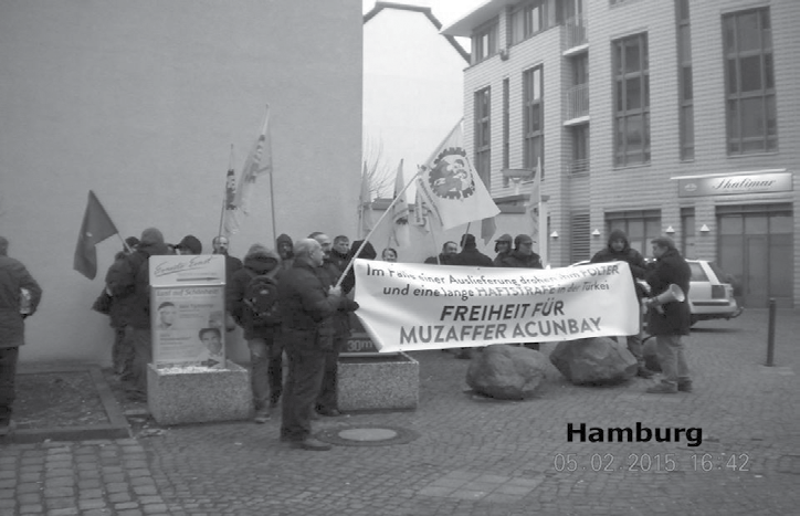 Acunbay a Özgür Komitesi çağrısıyla yapılan eylemler: BERN: 6 Şubat Cuma günü Muzaffer Acunbay a Özgürlük Komitesi tarafından, Acunbay a özgürlük talebiyle Bern de bulunan Yunanistan Konsolosluğu