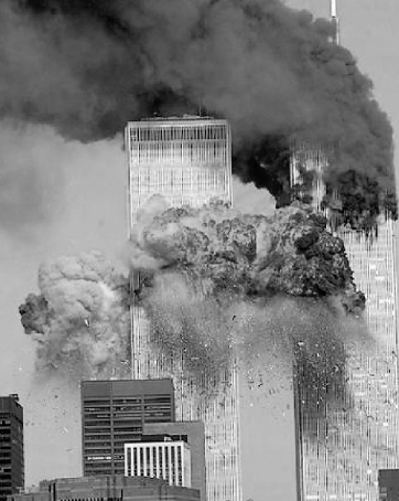 Atatürkçü Düşünce ve Tarih Kulübü SAYFA 4 BİR MAKET BIÇAĞIYLA KATLİAMA 11 Eylül 2001, Amerika Birleşik Devletleri nde askeri ve sivil hedeflere yapılan bir dizi terör saldırısının yaşandığı gün.