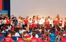 Muhsin Ertuğrul Tiyatrosu nda gerçekleştirilen gösteriyi Bahçeşehir Koleji, Boğazköy İlköğretim Okulu nda çok sayıda öğrenci ve öğretmen izledi.