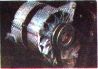 Ü.Ö.N. (Üst Ölü Nokta): Pistonun silindir içerisinde çıkabileceği en üst noktadır, Emme Zamanı: Piston Ü.Ö.N. dan A.Ö.N. ya hareket ederken emme subapı açılır ve silindir içerisine benzin hava karışımı dolar.