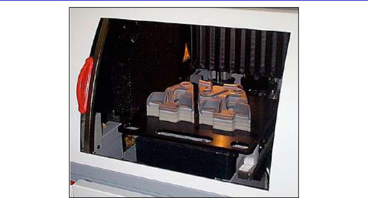 Bölüm 2 Şekil 2.6: Hızlı prototiplendirme makinesinde termopolimer (bal mumu) kalıp [237, HUT, 2003] Hızlı prototiplendirmede başlıca 4 adım vardır: 1. 3 Boyutlu CAD modeli oluşturma 2.