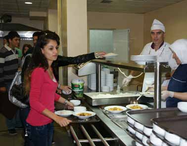 BESLENME Düzce Üniversitesi öğrencilerine ve personeline ferah mekanlarda, sağlıklı, temiz ve kaliteli yemek sunma hedefindedir.