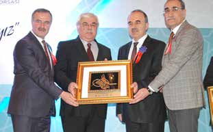 Ulaştırma, Denizcilik ve Haberleşme Bakanı Lütfi Elvan ın katılımıyla gerçekleşen, 2014 Konya Ekonomi Ödülleri töreninde, 4