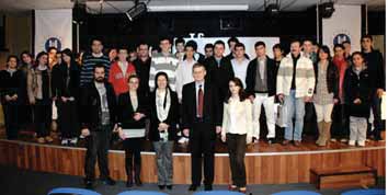 İSTANBUL LİSESİ MEZUNLARININ YERLEŞTİKLERİ BÖLÜMLER BÖLÜM 2006 2007 2008 2009 2010 2011 TOPLAM Tıp 12 15 32 35 34 30 158 Makine Mühendisliği 9 9 16 21 17 13 85 Endüstri Mühendisliği 8 12 10 17 11 12