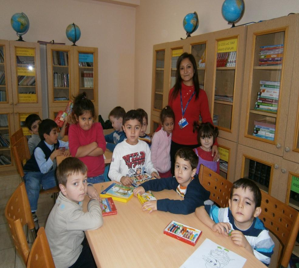 kullanarak, duygu ve düşüncelerini eğlenceli bir şekilde resimle ifade ettiler.