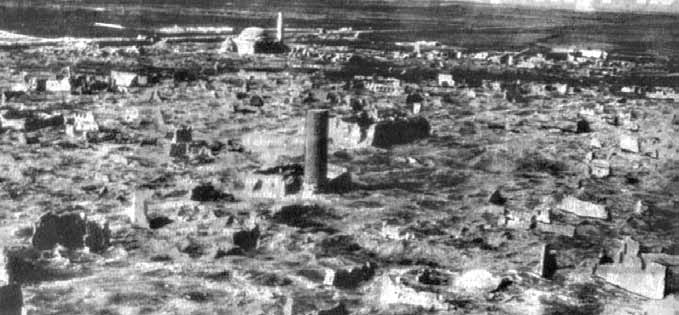 AÇILIŞ VE PROTOKOL KONUŞMALARI Resim 5: Van şehrinin 1915 te Ermeni ve Ruslar tarafından yıkılması yazıyor?