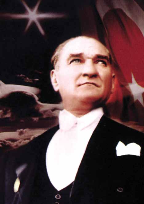 Okul Marşı Ulusumun gücü için, Çalışırız Tunçsiper le Atatürk ün eserine, Can veririz Tunçsiper le Işık hızı yarış bizde, Uygarlığa varış bizde, Sevgi bizde, barış bizde, Şan veririz ülkemize.