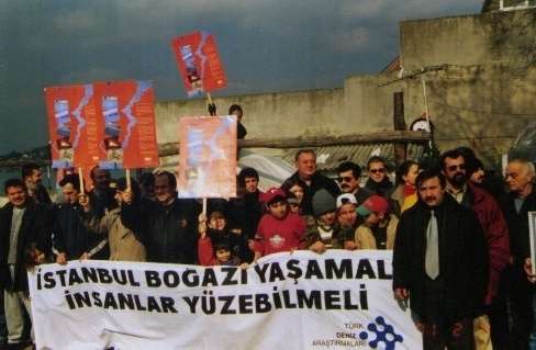 İstanbul Boğazı Yaşamalı, İnsanlar Yüzebilmeli Vakfımız İstanbul Boğazı ndaki ekolojik bozulmalara dikkat çekebilmek için bir