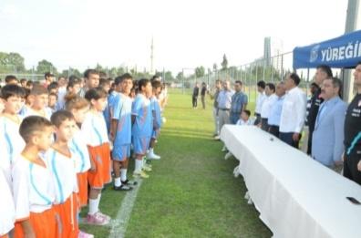 SPOR FAALİYETLERİ 2013 Yılı Ekim ayı itibariyle Adana Amatör Spor Kulüpleri Federasyonu aracılığı ile Belediyemiz tarafından 14 Amatör, 1 Profesyonel ve 4 Müessese Kulübüne malzeme yardımı