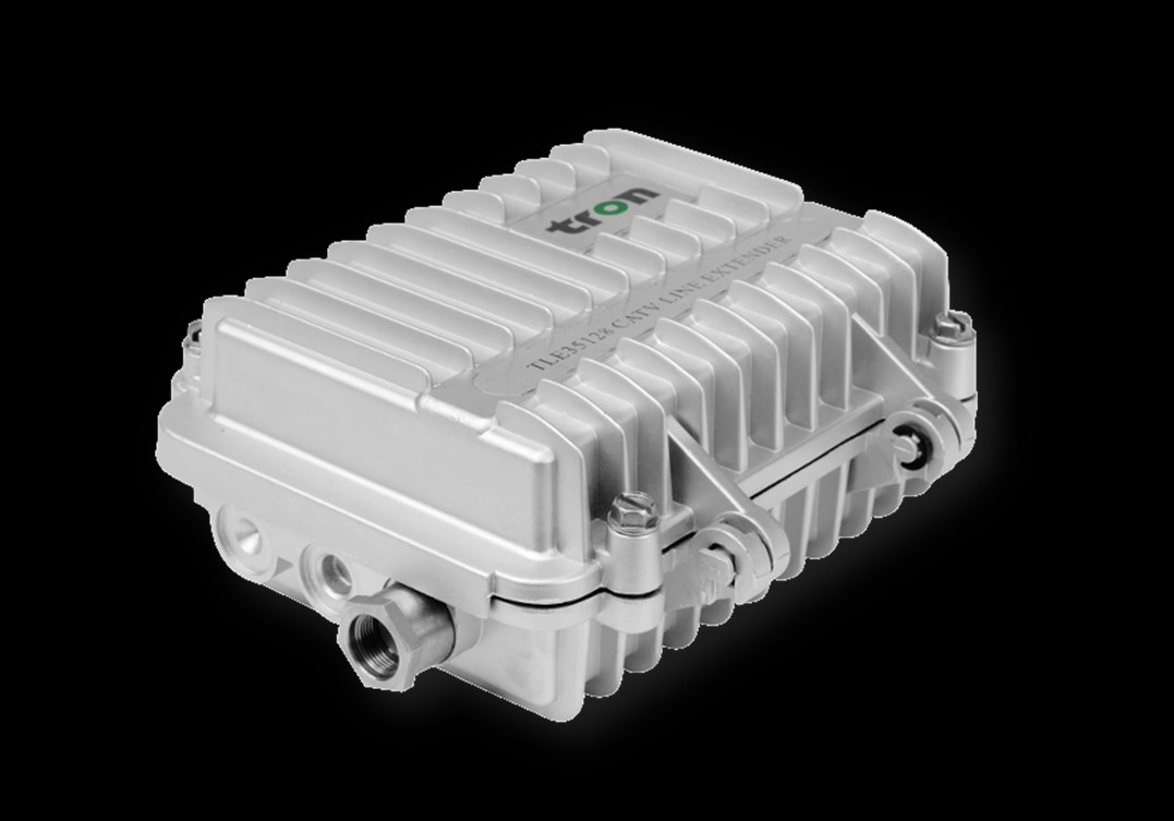TLE35128 GaAs-Hybrid/Power Doubler teknolojisi sayesinde, yüksek çıkış seviyesinde minimim gürültü ile çalışabilir ve bu özelliği ile peş peşe (kaskad) olarak uygulanabilir.