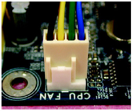 1-3-2 CPU Soğutucusunun Takılması Şek.1 Takılan CPU nun yüzeyine lütfen ısı macunu sürün. Erkek İtmeli Pin Dişi İtmeli Pinin Üstü Dişi İtmeli Pin Şek.