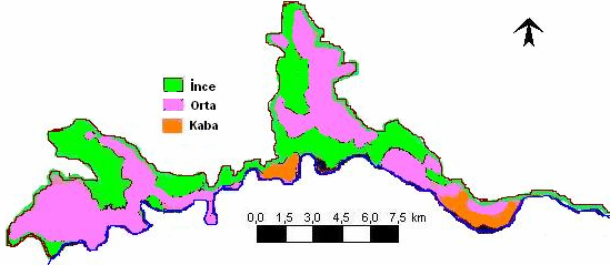 2004-2005 su yılı 2005-2006 su yılı Şekil 6. 2004-05 ve 2005-06 Su yıllarına ait taban suyu derinliğinin mekansal değişim haritası Şekil 7.