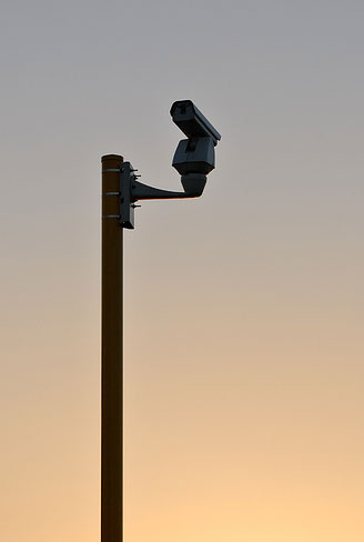 Görüntü izlenecek olan nesne ya da alanı ve bunların içinde bulunduğu tüm ortamı ifade eder. CCTV sisteminde en önemli faktörlerden biri de görüntüdeki yansıyan ışık türüdür.