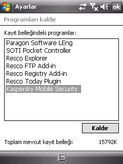 K A S P E R S K Y M OBI LE S E C U R I T Y 8. 0 c. Kurulu programlar listesinden Kaspersky Mobile Security programını seçerek Kaldır düğmesine basın (aşağıdaki Şekil). Şekil 133: Programı seçme d.