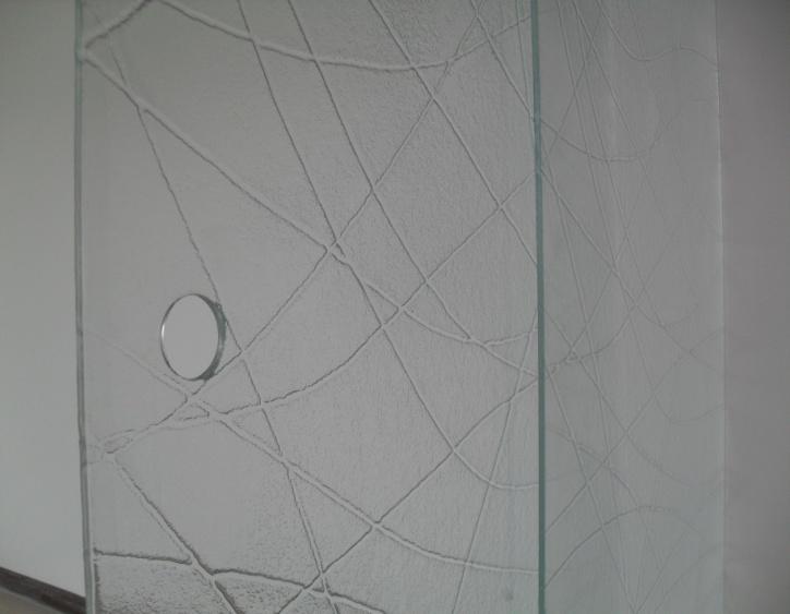 PROMAX MAKİNE OFİS İSTANBUL / SÜRME KAPI Cam : Ekstra Clear (Pilkington) TEMPERLİ CARTA Dekoratif Cam Panel Uygulaması Panel Ölçüleri : 800 x 2240 x 8 mm.