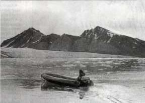 336 Blomstrandbreen Buzulu 1918 2002 Kuzey Kutbu yakınlarındaki Blomstrandbreen buzulunun 1918 ve 2002 de