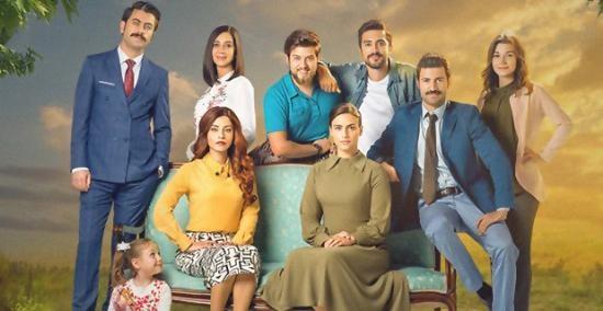 Çınar'ın Gölgesinde Haftaya Başlıyor Günlük dizilerde İki Dünya Arasında ile başarılı bir grafik yakalayan Samanyolu TV, Çınarın Gölgesinde adliyeni dizisiyle sezonu açıyor.