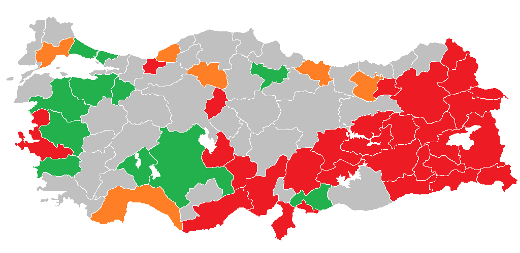 Şekil 2. in Belediye Hizmetlerinden Memnuniyetinin Türkiye Ortalamasına Göre Durumu Kamu hizmetleri, topluma yaygınlaştırılması bakımından belediye hizmetlerinden daha başarılı görünüyor.