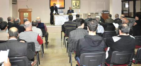 METALURJİ, KALİBRASYON VE ÖLÇÜM BELİRSİZLİĞİ Arif Koyuncu tarafından verilen Metroloji, Kalibrasyon ve Ölçüm Belirsizliği konulu seminer, 26 Ekim 2010 tarihinde 97 kişinin katılımıyla MMO Suat Sezai