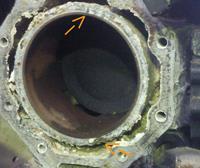 Eğer motorun bir kısmı çok ısınırsa yağ tabakasının koruma kabiliyeti kalmaz, yağsızlık da motora büyük hasar verebilir.