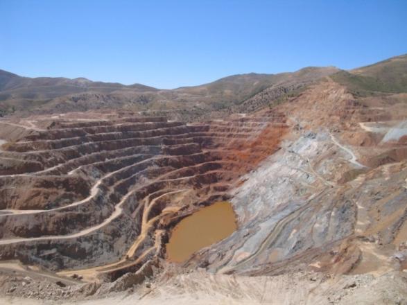Kayseri-Yahyalı-Karamadazı Demir yatağı Alternatif maden kaynaklarını araştırmak ve sanayinin kullanımına sunmak, Mevcut madenlere ait dokümanter bilgileri hazırlamak.
