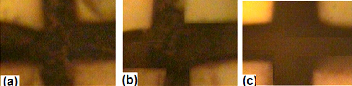 Şekil 1. Çizilen bölgenin metal mikroskobu fotoğrafı Numunelerin boya altı korozyon davranışları, 0.