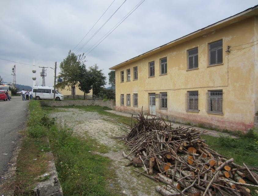 Çandır Köyü İlköğretim Okulu ADA/PARSEL/PAFTA 135-136 Parsel YÜZÖLÇÜMÜ 1.