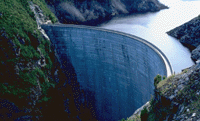 Kaya Dolgu Barajlar Stabilite kaya malzemesi ile geçirimsizlik genellikle merkezi kil çekirdek ile sağlanır.