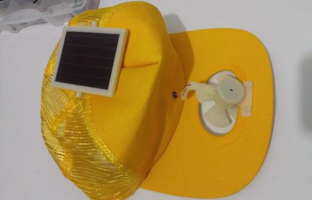 Solar Panel ve Fan Kontrolü Devrede fan motorunun dönmesi için 7,5 V luk bir gerilim sağlayan güneş paneli kullanılmıştır.