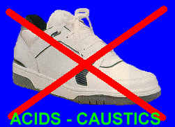 Elektrik tehlikesi olan yerlerde, çivi kullanılmasının önlenmesi için ayakkabı tamamen dikişli veya yapıştırmalı olmalıdır.