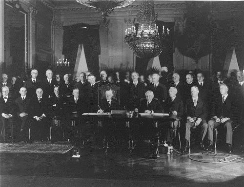 Kellogg'un bu önerisini kapsayan Briand-Kellogg Paktı, 27 Ağustos 1928'de ABD, İngiltere, Fransa, Almanya, İtalya,