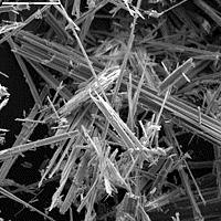 ASBEST Isıya, aşınmaya, kimyasal maddelere çok dayanıklı lifli bir mineraldir.